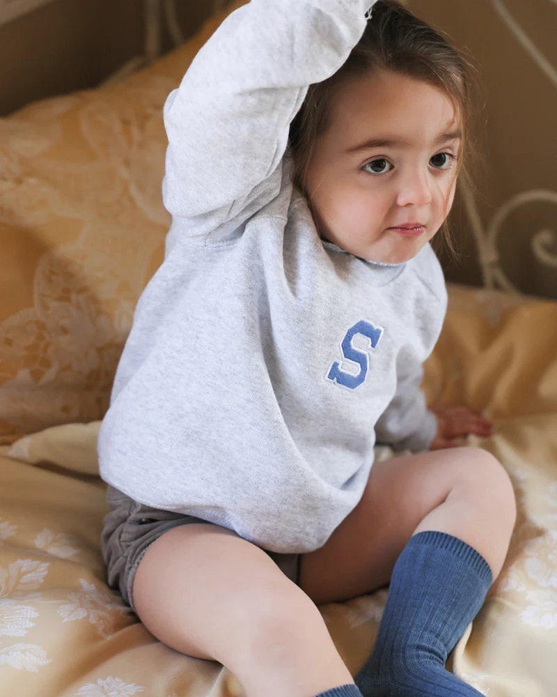 Sudadera personalizada niño inicial grande - Imagen 5